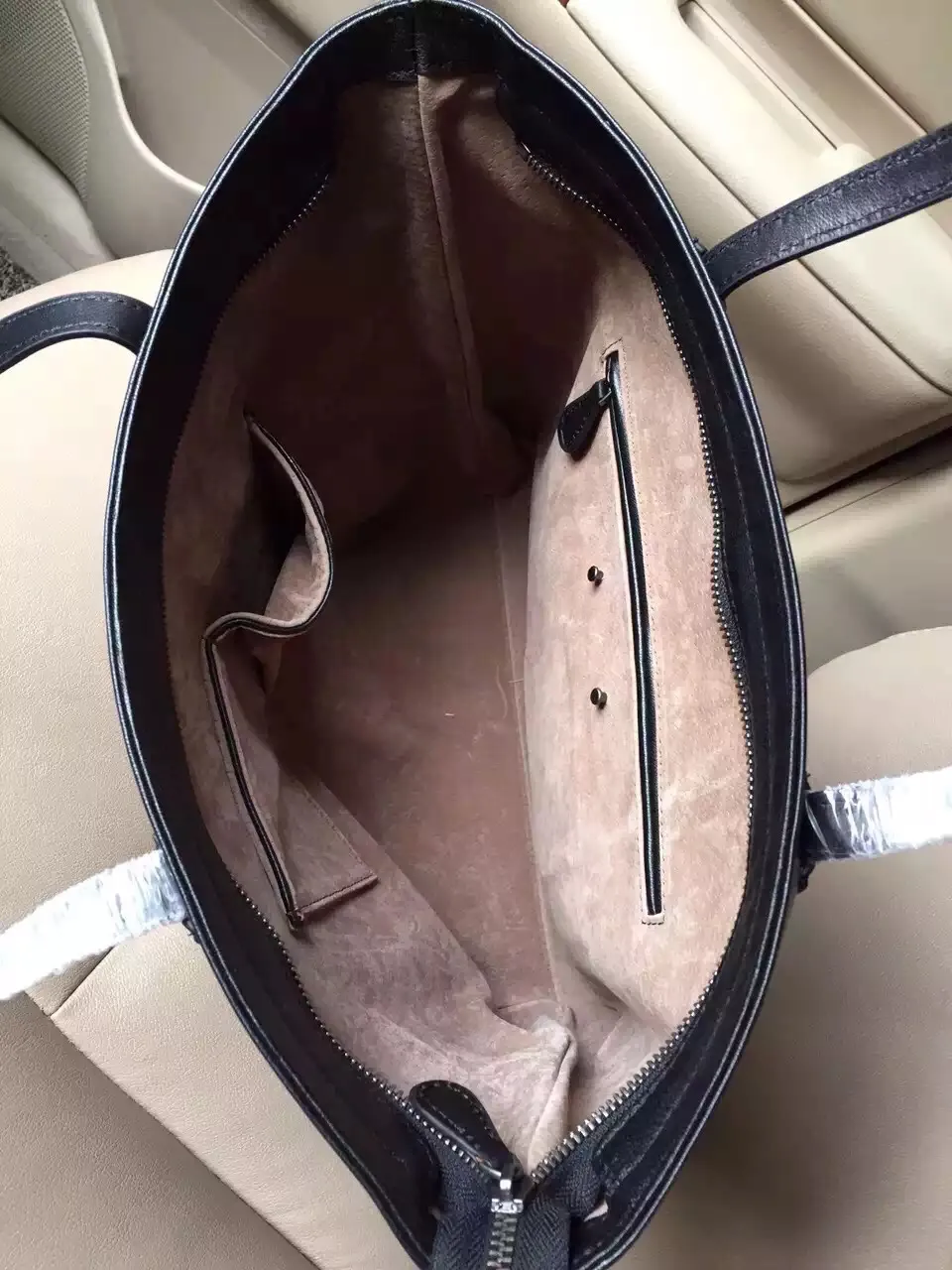 The Double Eleven special price is 560¥, made of original sheepskin, 🔥The quantity is limited, it’s a great deal to give it away for personal use! Special offer